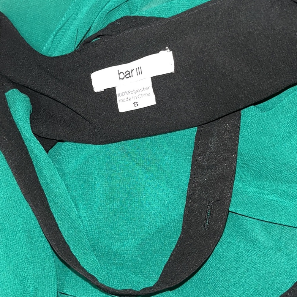 Open back Blouse - Picture 4 of 5